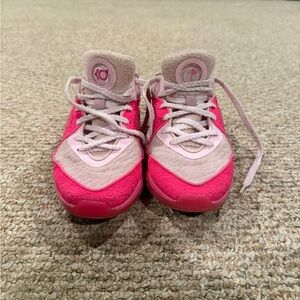 Nike KD16 Aunt Pearl size 8
